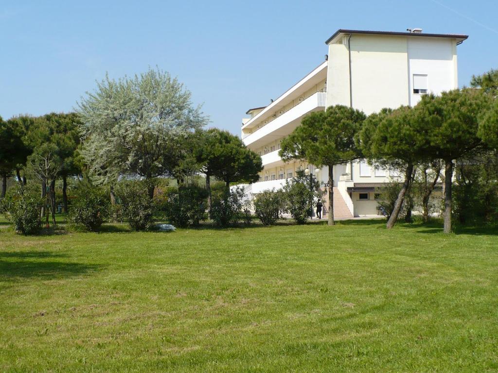 Casa Per Ferie Maria Assunta Otel Lido di Jesolo Dış mekan fotoğraf